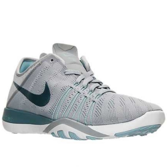 Nike Shoes - Nike | Free TR 6. Sneakers